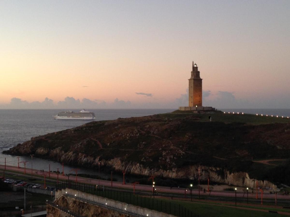 Parking, Vistas Al Mar Y Tres Habitaciones A Coruña Kültér fotó